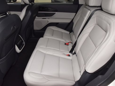 New 2026 Lincoln Nautilus Premier image 14