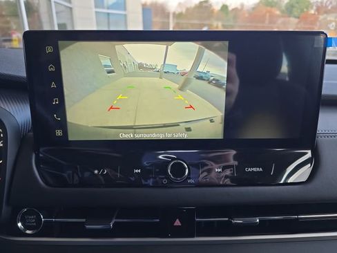 New 2025 Mitsubishi Outlander ES image 14