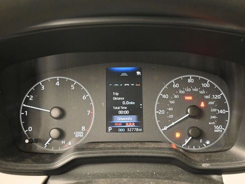 Used 2024 Toyota Corolla LE image 26