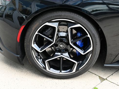 Used 2023 Maserati MC20 Coupe RWD image 11