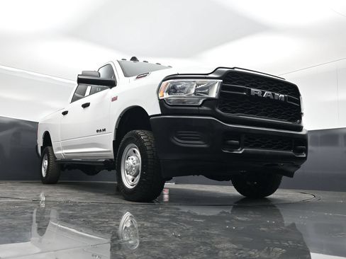 Used 2022 RAM 2500 Tradesman AWD/4WD image 43