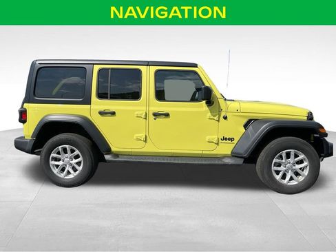 Used 2023 Jeep Wrangler Unlimited Sport AWD/4WD image 7