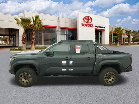 New 2026 Toyota Tacoma Trailhunter image 4