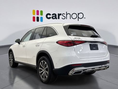 Used 2023 Mercedes-Benz GLC 300 4MATIC image 3