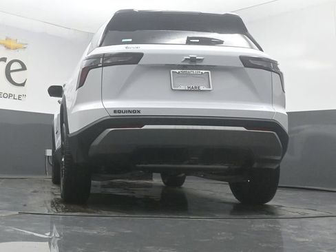 New 2026 Chevrolet Equinox LT w/ Midnight Edition FWD image 32