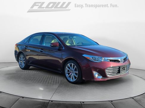 Used 2013 Toyota Avalon Limited FWD image 1
