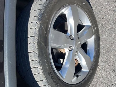 Used 2012 Jeep Grand Cherokee Overland image 12