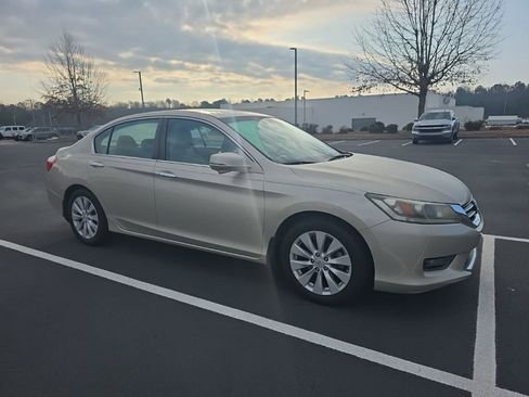 Used 2014 Honda Accord EX-L image 10