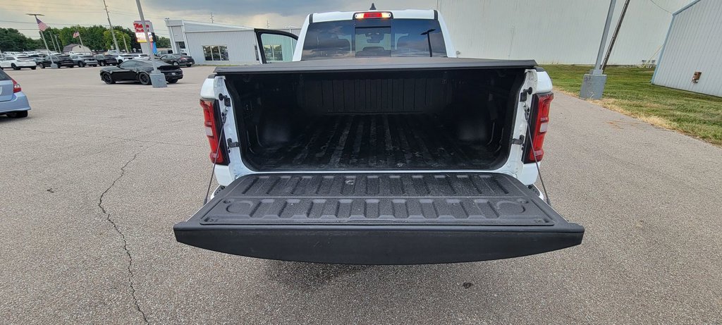 Used 2025 RAM 1500 Tradesman w/ Night Edition AWD/4WD image 8