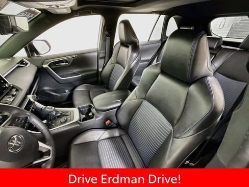 Certified 2019 Toyota RAV4 XSE w/ XSE Weather Package AWD/4WD image 5