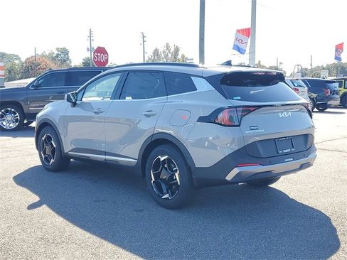 New 2026 Kia Sportage EX w/ EX Panorama Roof Package image 4