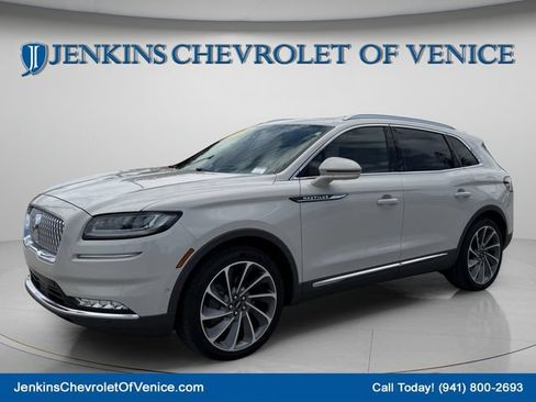 Used 2023 Lincoln Nautilus Reserve w/ Equipment Group 202A AWD/4WD image 11