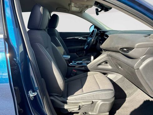 Used 2023 Buick Envision Preferred image 27