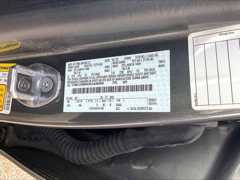 Certified 2024 Ford Escape ST-Line w/ Cold Weather Package image 16