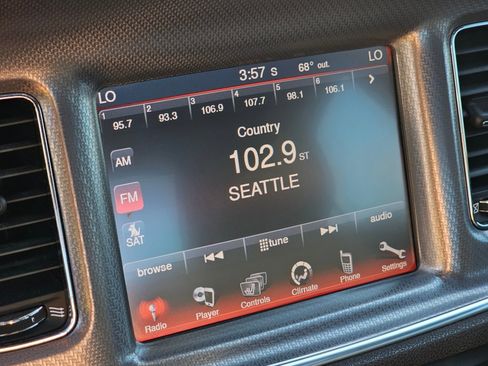 Used 2014 Dodge Charger R/T image 8