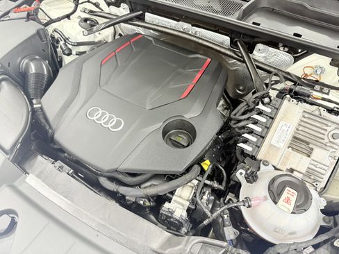 Used 2022 Audi SQ5 Premium Plus w/ Premium Plus Package image 23