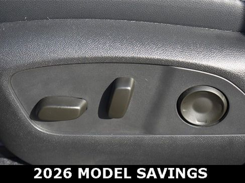 New 2025 Chevrolet Traverse High Country w/ LPO, Floor Liner Package image 28