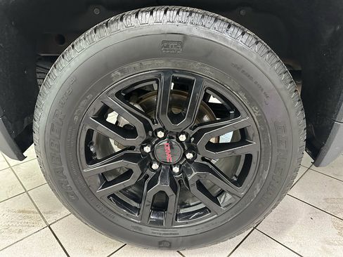 Certified 2023 GMC Sierra 1500 Pro w/ Graphite Edition image 18