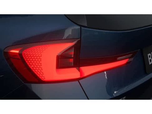 New 2026 BMW X1 xDrive28i w/ Technology Package image 8