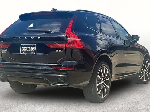 Certified 2024 Volvo XC60 B5 Ultimate w/ Protection Package Premier AWD/4WD image 2