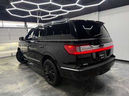 Used 2021 Lincoln Navigator Reserve AWD/4WD image 3