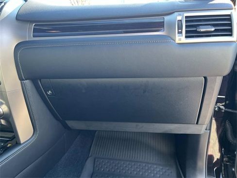 Used 2021 Lexus GX 460 Luxury w/ Sport Design Package image 27