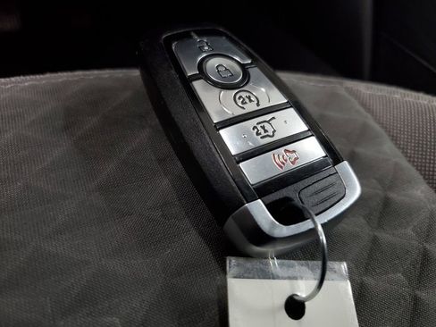 Used 2022 Ford Escape SE w/ Convenience Package image 32