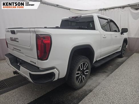 Used 2022 GMC Sierra 1500 AT4 w/ AT4 Premium Package AWD/4WD image 3