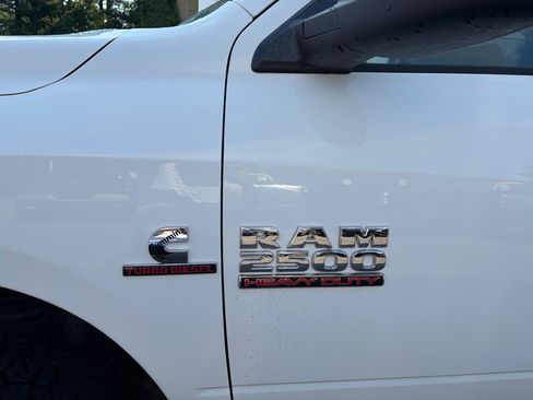 Used 2018 RAM 2500 SLT AWD/4WD image 13