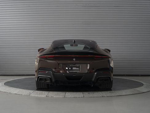 Used 2025 Ferrari 12Cilindri RWD image 4