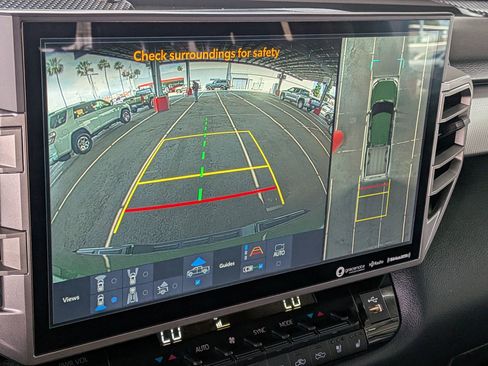 Used 2023 Toyota Tundra Limited image 20