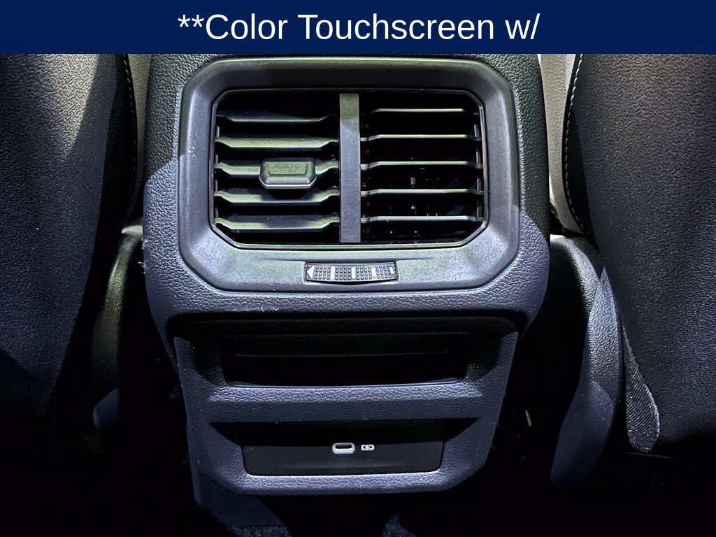 Used 2025 Volkswagen Taos SE w/ Panoramic Sunroof Package AWD/4WD image 11