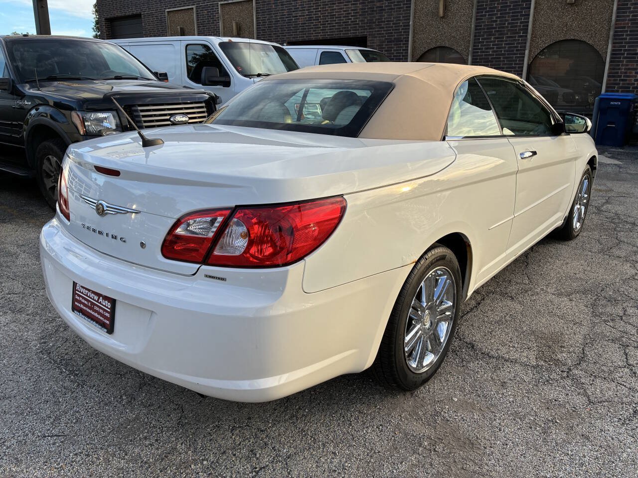 Used 2008 Chrysler Sebring Limited w/ Luxury Group FWD image 5
