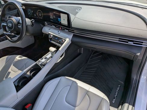Certified 2024 Hyundai Elantra Limited image 21