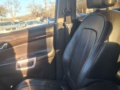 Used 2014 Chevrolet Captiva Sport LTZ image 4