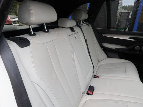 Used 2017 BMW X5 M image 37