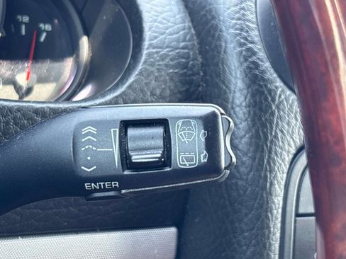 Used 2010 Porsche Cayenne AWD/4WD image 22