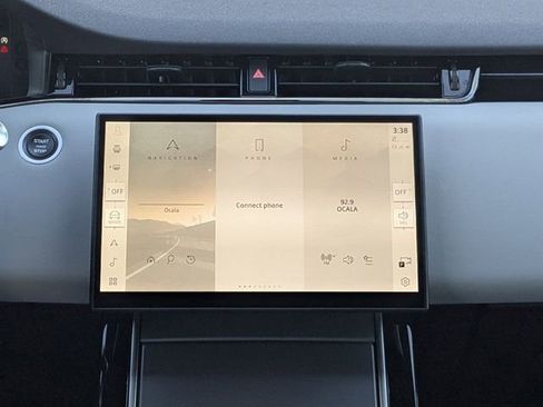 Used 2026 Land Rover Range Rover Evoque S image 16