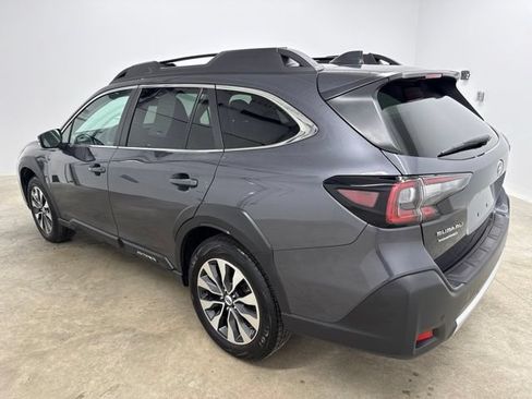 Used 2025 Subaru Outback Limited XT AWD/4WD image 7