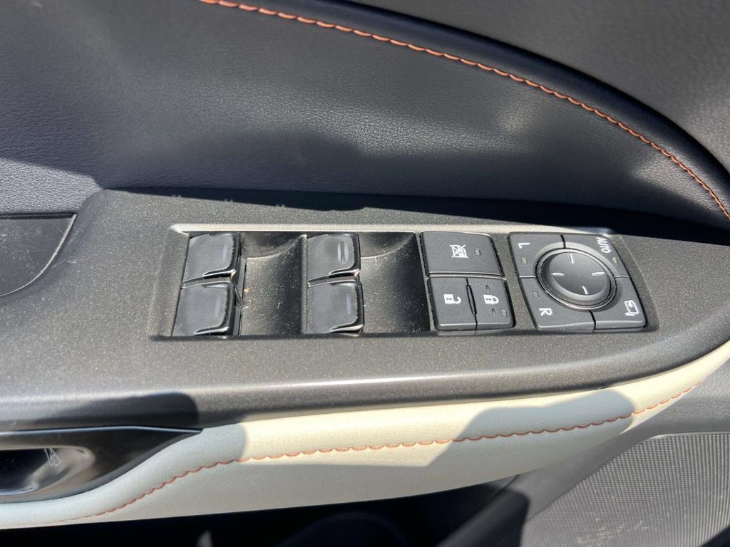 Used 2023 Lexus NX 350 AWD image 18