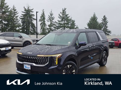 New 2026 Kia Carnival LXS image 1