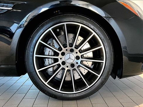 Used 2017 Mercedes-Benz SLC 43 AMG image 14