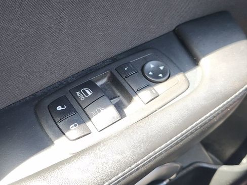 Used 2022 Dodge Challenger SXT w/ Blacktop Package image 21