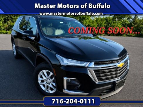 Used 2022 Chevrolet Traverse LS AWD/4WD image 1