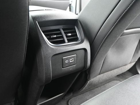 Used 2024 Chevrolet Blazer LT image 18