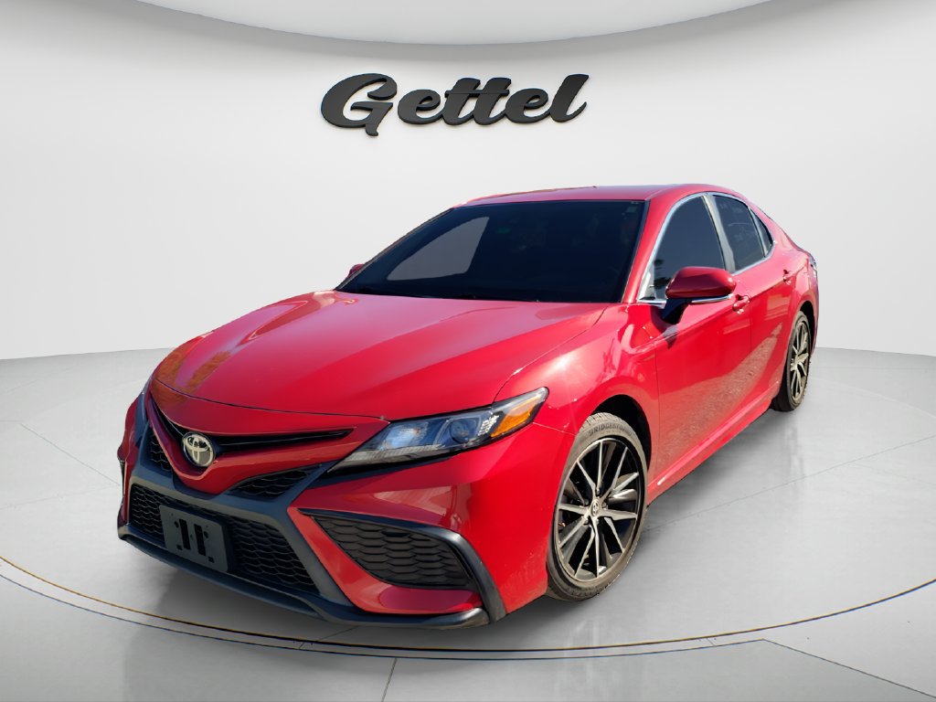 Used 2024 Toyota Camry SE w/ Convenience Package FWD image 1