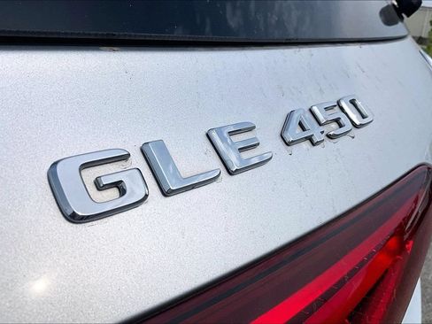 Used 2021 Mercedes-Benz GLE 450 4MATIC image 42