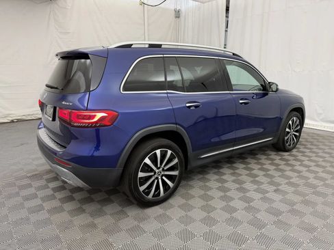 Used 2021 Mercedes-Benz GLB 250 4MATIC w/ Premium Package image 5