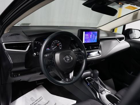 Certified 2023 Toyota Corolla LE image 11