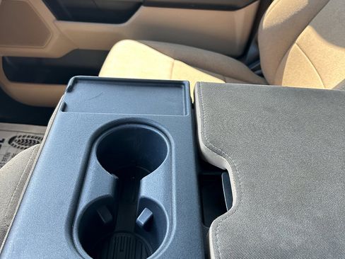 Used 2024 Ford F250 XLT image 9